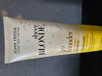 John frieda  beschikbaar voor biedingen