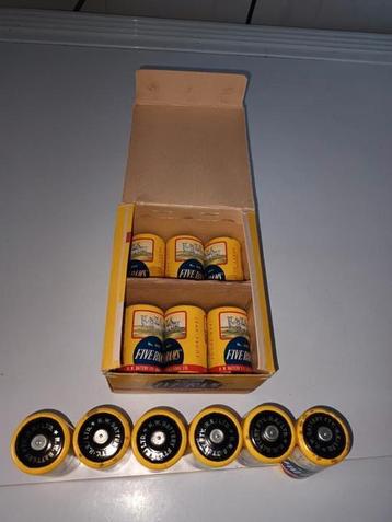 Five Rams nr. 901 batterijen. 1.1/2 v. Hong Kong.  beschikbaar voor biedingen