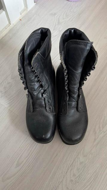 Zwarte leren boots - Maat 260b (ca. 42,5) beschikbaar voor biedingen