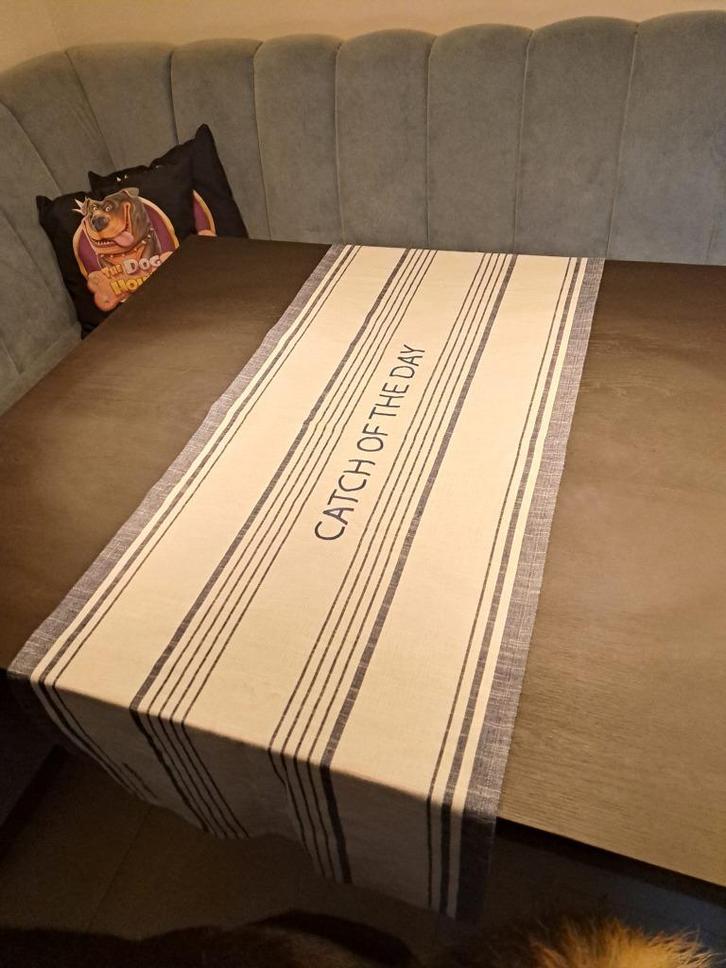 Riviera Maison tafelloper Catch of the day €10,00, Huis en Inrichting, Keuken | Textiel, Nieuw, Tafelkleed of Tafelzeil, Blauw