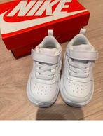 Nike sneakers baby NIEUW in doos maat 19,5, Ophalen of Verzenden, Zo goed als nieuw, Jongetje of Meisje, Schoentjes