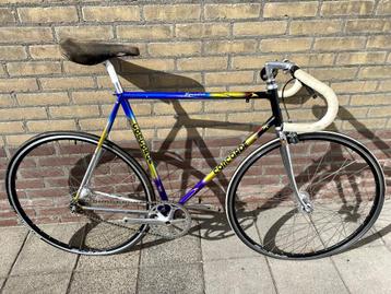 race fiets Concorde beschikbaar voor biedingen