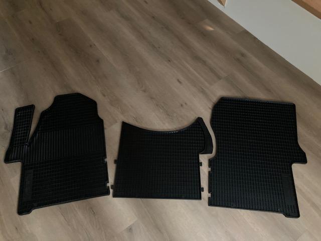 Rubberen mattenset Mercedes Sprinter W906, Auto-onderdelen, Interieur en Bekleding, Mercedes-Benz, Nieuw, Ophalen of Verzenden