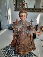 Antiek kindje van Praag, Ophalen