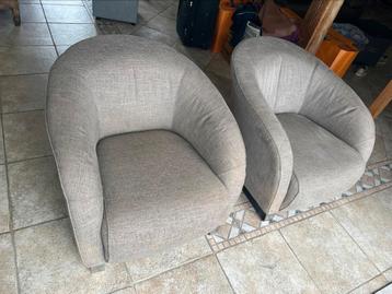 2x Natuzzi zetels beschikbaar voor biedingen