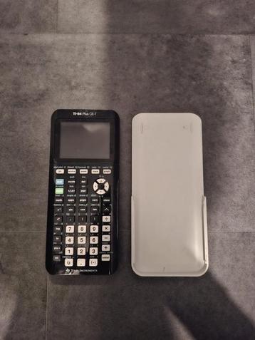 Grafische rekenmachine Ti-84 plus CE-T met lader beschikbaar voor biedingen