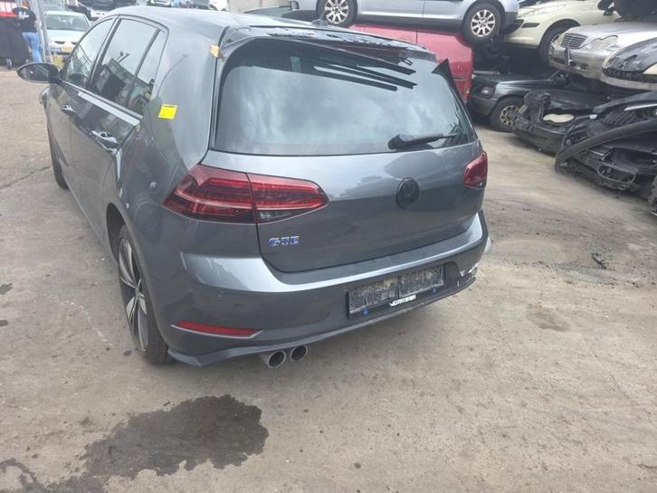 plaatwerk volkswagen golf 2017, Auto-onderdelen, Carrosserie en Plaatwerk, Motorkap, Volkswagen, Voor, Gebruikt, Ophalen of Verzenden