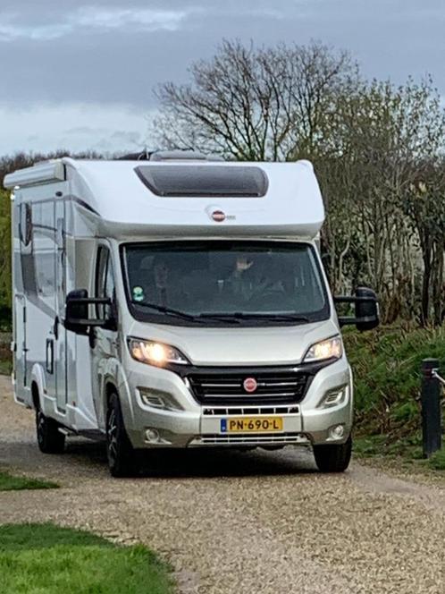 Camper Bürstner Lyseo T690G Privilège., Caravans en Kamperen, Campers, Particulier, tot en met 4, Half-integraal, Bürstner, Diesel