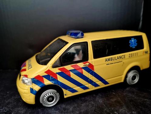 Uit Ambulance verzameling. Zie de items., Hobby en Vrije tijd, Modelauto's | 1:43, Zo goed als nieuw, Auto, Ophalen of Verzenden
