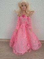 Barbie kleding, Verzamelen, Poppen, Ophalen of Verzenden, Zo goed als nieuw, Kleertjes