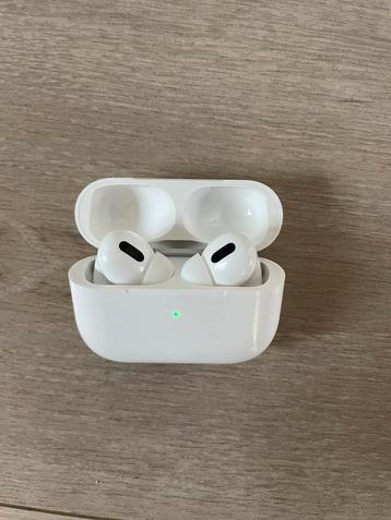 Airpods pro #2 beschikbaar voor biedingen