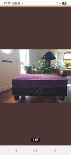 aubergine lederlook poef, Huis en Inrichting, Ophalen of Verzenden, Zo goed als nieuw, Rond