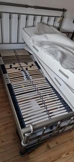 Massief stalen bed, 160 cm, Metaal, Zo goed als nieuw, Ophalen