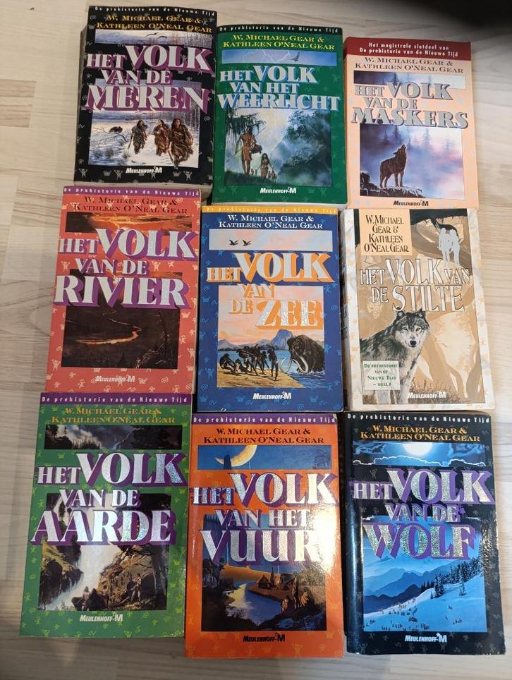 9 delen uit de serie: De prehistorie van de Nieuwe Tijd, Boeken, Avontuur en Actie, Zo goed als nieuw, Ophalen of Verzenden