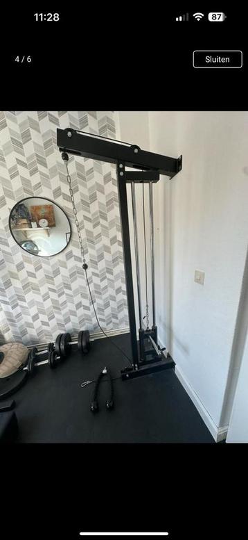Gorilla Sports Lat pully met wandmontage beschikbaar voor biedingen