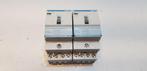 Hager Groepenkast Relais ERC425 Ith: 25A 440V (2x), Hobby en Vrije tijd, Elektronica-componenten, Gebruikt, Onbekend, Ophalen of Verzenden