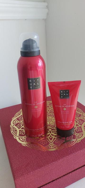 RITUALS Harmonizing Foaming Shower Gel en Body Cream beschikbaar voor biedingen