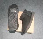 Uggs, Ophalen of Verzenden, Nieuw, Jongetje of Meisje, Schoentjes