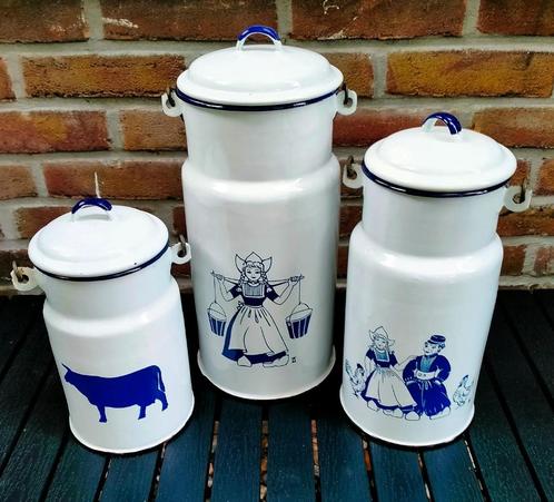Diverse Emaille Melkbussen / Melkbusjes - Zie Omschrijving, Antiek en Kunst, Curiosa en Brocante, Ophalen of Verzenden