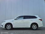 MITSUBISHI OUTLANDER 2.4 PHEV PURE/CAMERA/FULL LED/KEYLESS/2, Automaat, Euro 6, 4 cilinders, 1865 kg
