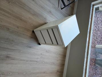 MICKE ladeblok op wieltjes beschikbaar voor biedingen