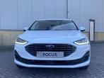Ford Focus 1.0 EcoBoost Hybrid 125pk Titanium-trekhaak NIEUW, Focus, Stof, Parkeersensor, Wit