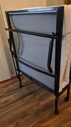 Stevig logeerbed, Huis en Inrichting, Slaapkamer | Bedden, Ophalen, 90 cm, Eenpersoons, Zo goed als nieuw