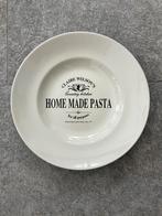 Claire Wilson’s home made pasta bord 8x, Huis en Inrichting, Keuken | Servies, Ophalen, Zo goed als nieuw, Bord(en), Overige stijlen