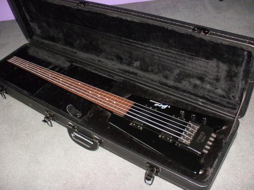 Fretless Steinberger Spirit XL25 Basgitaar, Muziek en Instrumenten, Snaarinstrumenten | Gitaren | Bas, Gebruikt, Elektrisch, 5-snarig