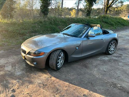 BMW Z4 Reihe 2003 Grijs 2.5 roadster, Auto's, BMW, Particulier, Z4, Airconditioning, Centrale vergrendeling, Cruise Control, Elektrische ramen