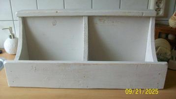 Mooie landelijke houten gruttersbak beschikbaar voor biedingen