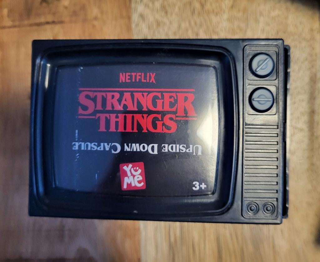 Nedflix Stranger Things 7 Upside Down Capsul, Ophalen of Verzenden, Gebruikt, Tv, Actiefiguur of Pop