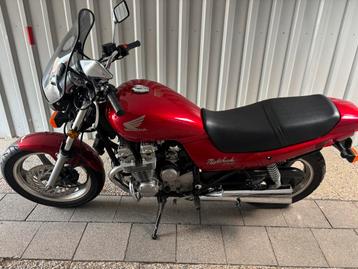 Honda Nighthawk 750 – Prachtstaat – Klassieke Naked Bike beschikbaar voor biedingen