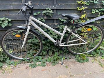 Btwin Damesfiets - Gebruikt beschikbaar voor biedingen
