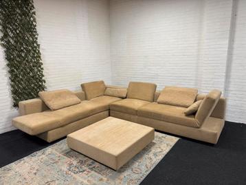 OPRUIMING! Design Hoekbank Cor KAJA Hocker Gereinigd beschikbaar voor biedingen