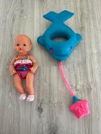 My little Nenuco badtijd pop met dolfijn die water spuit, Kinderen en Baby's, Zo goed als nieuw, Ophalen, Babypop