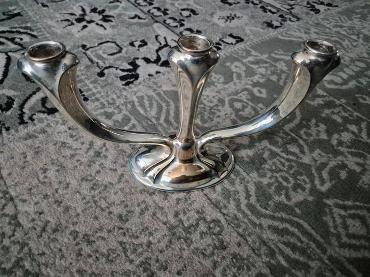 Verzilverde kandelaar voor drie kaarsen, Antiek en Kunst, Antiek | Kandelaars, Zilver, Ophalen of Verzenden