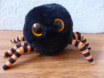 Crawly van Ty (T) beschikbaar voor biedingen
