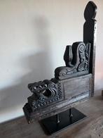 Antiek Houten Ornament. Sober en stoer, Ophalen of Verzenden