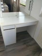 Ikea micke bureau 105 x 50 cm kleur wit, Ophalen of Verzenden, Zo goed als nieuw, Bureau