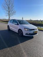 Volkswagen Polo 1.2 TSI Comfortline – 2016 – Lage kilometers, Stof, 40 €/maand, Zwart, 4 cilinders