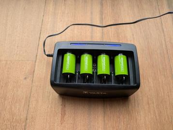 VARTA Universele Lader + 4x Amazon Basics C-batterijen beschikbaar voor biedingen