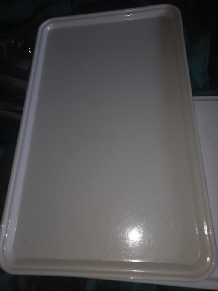 Camtray Cambro Dienblad - Ivoor Wit, Huis en Inrichting, Woonaccessoires | Dienbladen, Gebruikt, Kunststof, Rechthoekig, Ophalen of Verzenden