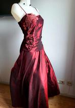 Vintage Maxi Avondjurk met Korset & Borduurwerk, Maat 42/44 (L), Ophalen of Verzenden, Zo goed als nieuw, Rood
