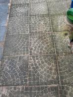 Gratis 12 tuintegels 50*50*5 cm. Ca. 3 m2., Tuin en Terras, Tegels en Klinkers, Ophalen, Overige materialen, Gebruikt, Minder dan 5 m²