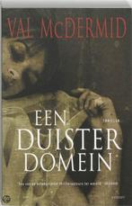 Een duister domein van Val McDermid, Boeken, Thrillers, Ophalen of Verzenden, Zo goed als nieuw, Europa overig