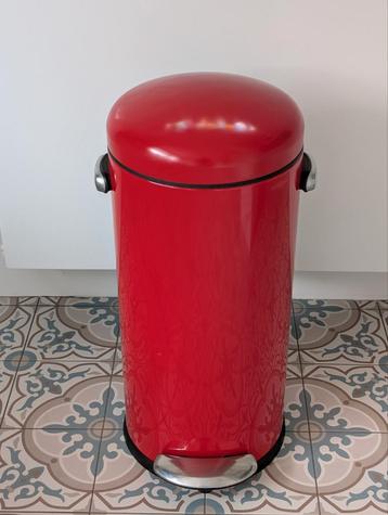 SIMPLEHUMAN ROUND RETRO PRULLENBAK, AFVALBAK, PEDAALEMMER  beschikbaar voor biedingen