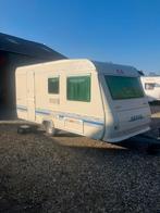 Adria 430 met 3 stapelbedden, Caravans en Kamperen, Caravans, Koelkast, Treinzit, Particulier, Adria