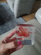 Te koop; ornament met bloem, Huis en Inrichting, Woonaccessoires | Overige, Ophalen of Verzenden, Zo goed als nieuw