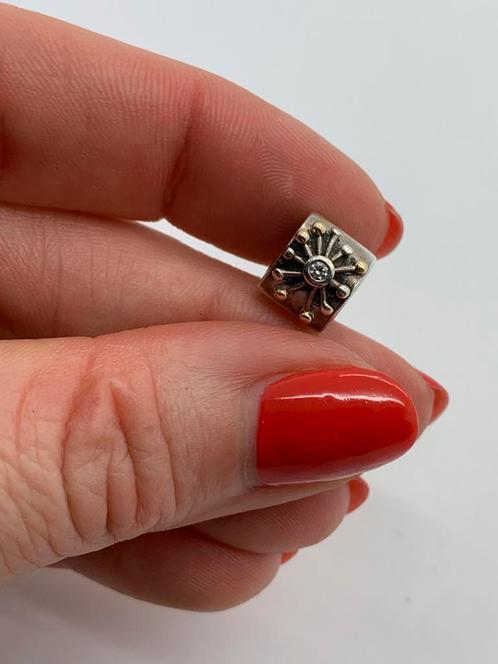 V680 Pandora goud op zilver bedel stralend, Sieraden, Tassen en Uiterlijk, Bedels, Pandora, Zilver, 1 bedel, Met strass, Ophalen of Verzenden